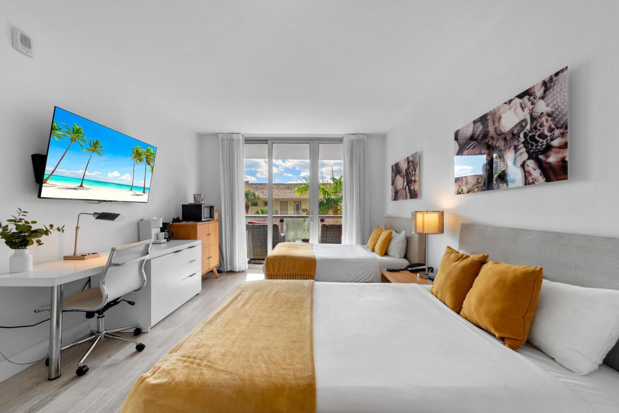 Coastal Luxe Residences - Premium With Pool And Water Views Aparthotel Hallandale Beach