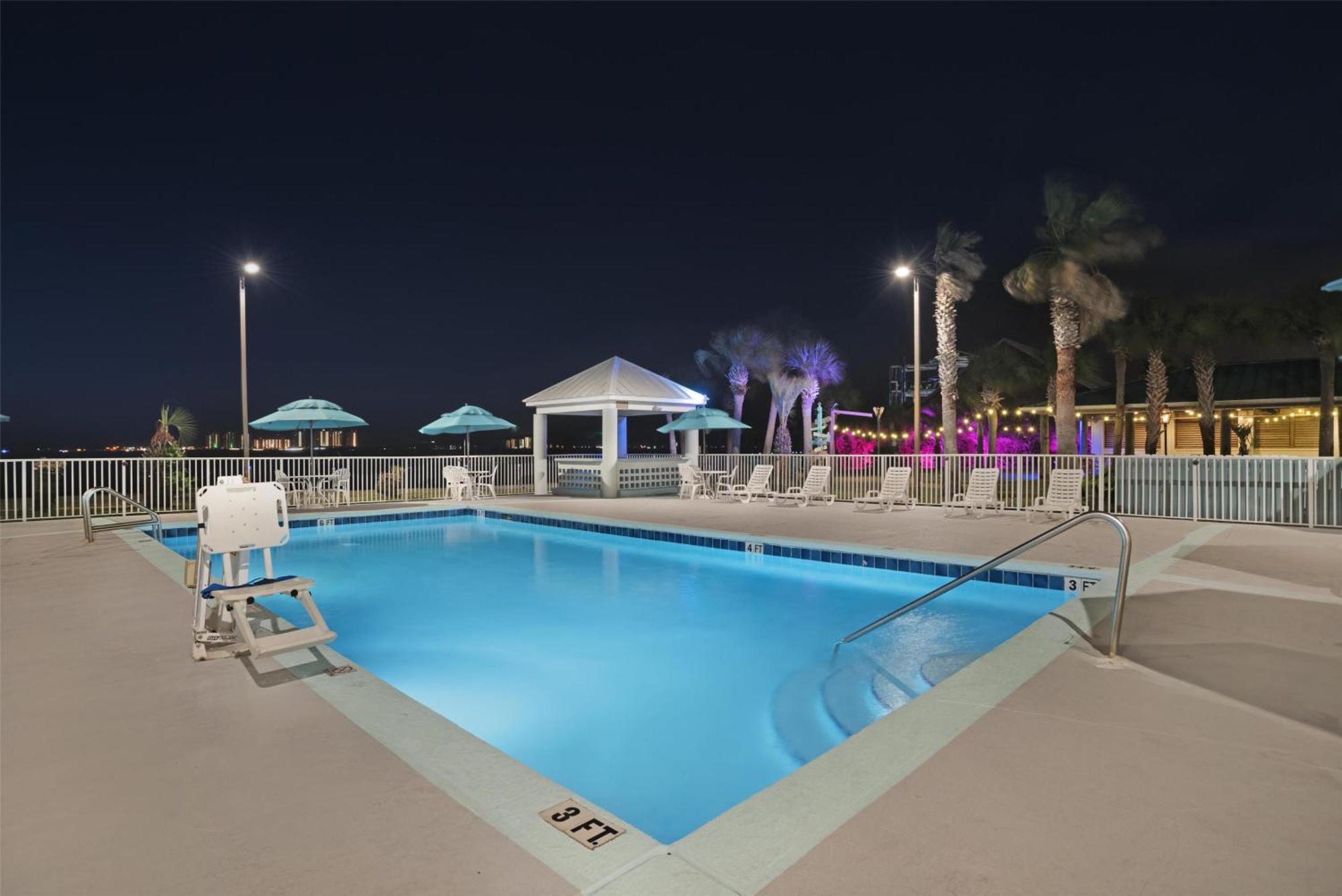 Western Waterfront Navarre