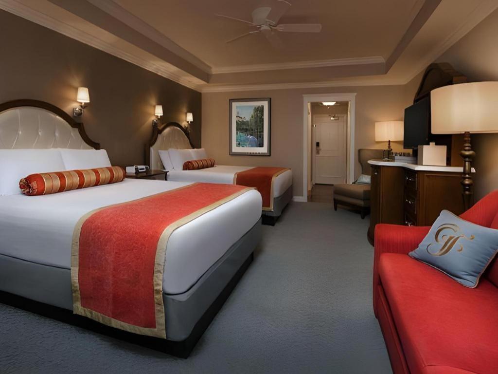 Disney's Grand Floridian And 4*