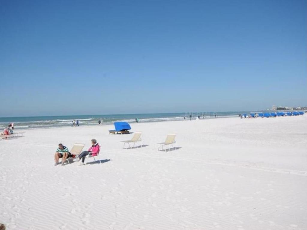 Crescent Arms Siesta Key