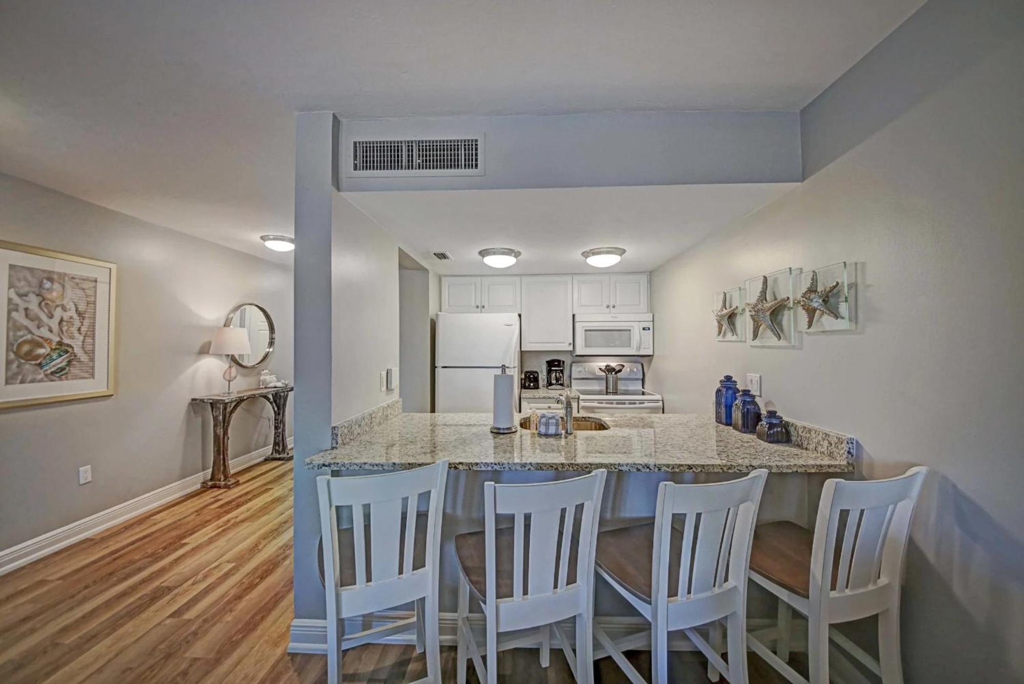 South Seas - Official Site Captiva Island