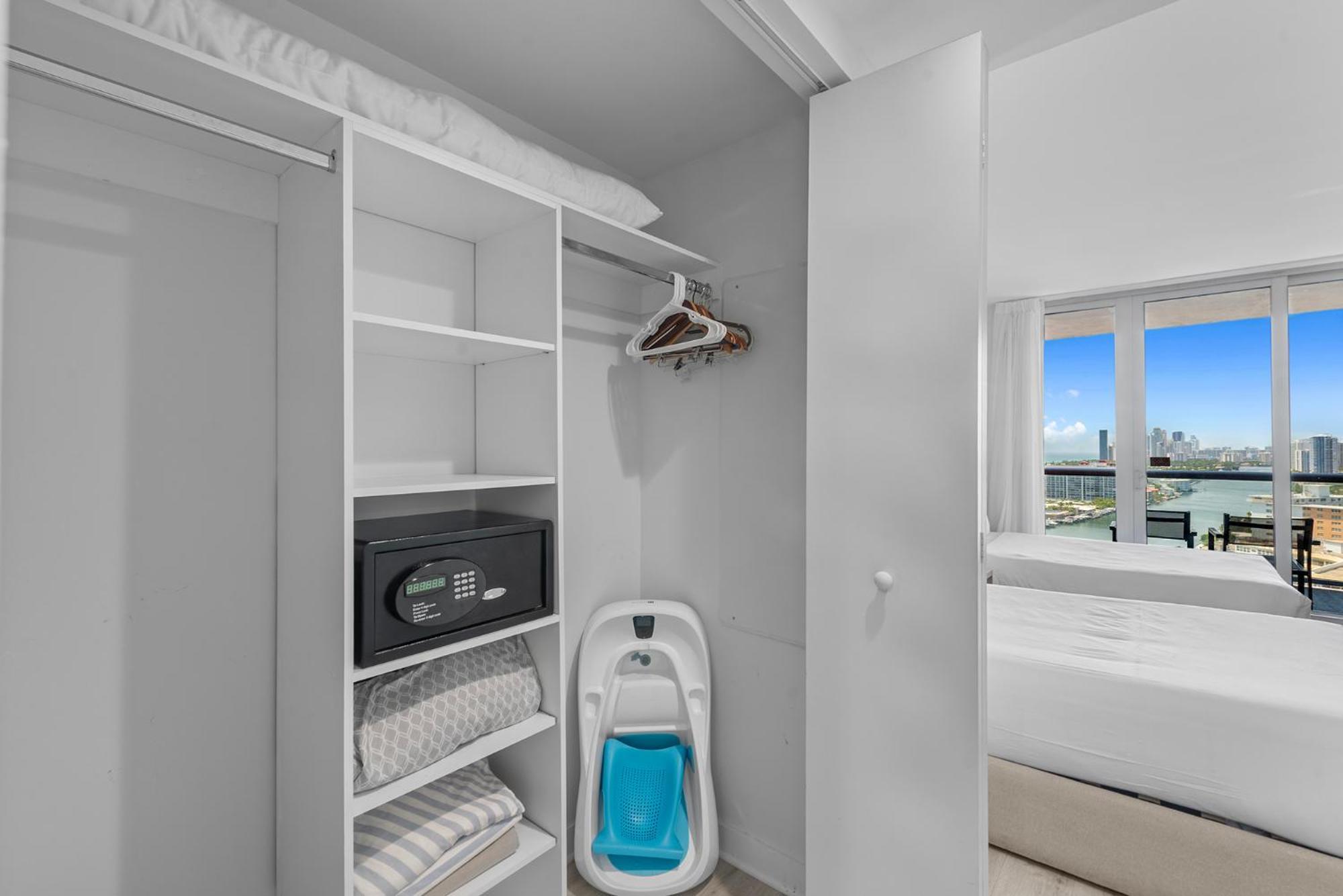 Aparthotel Coastal Luxe Residences - Premium With Pool And Water Views Hallandale Beach