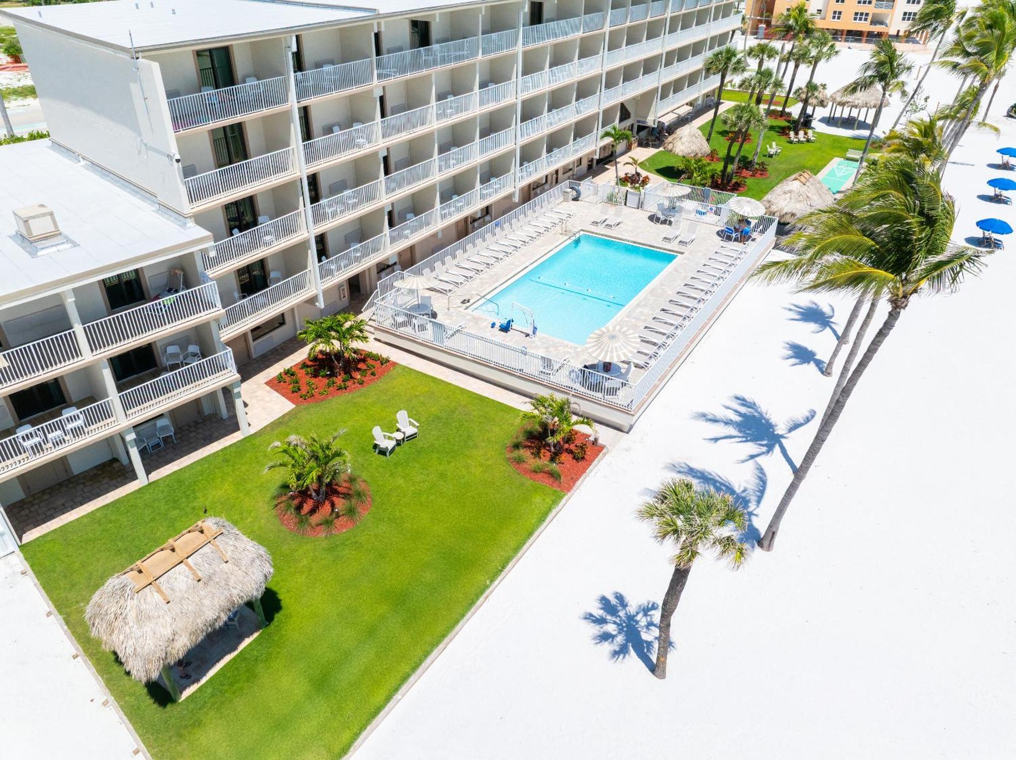 Resort Western Fort Myers Beach
