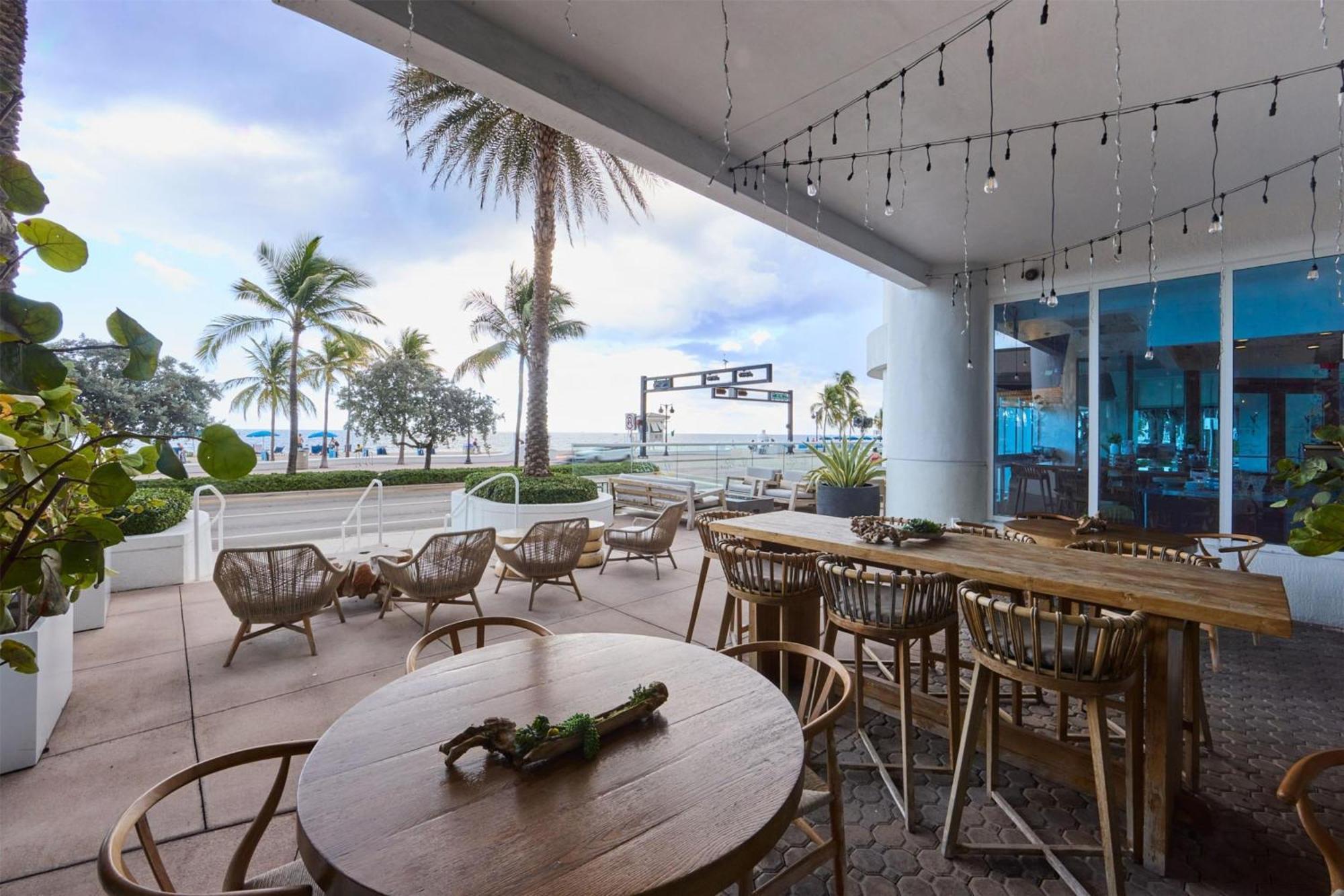 Resort House Lauderdale, A Hilton Fort Lauderdale
