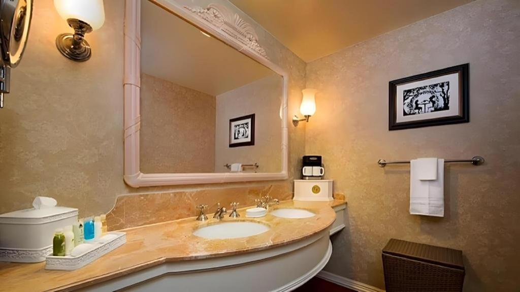 Disney's Grand Floridian And