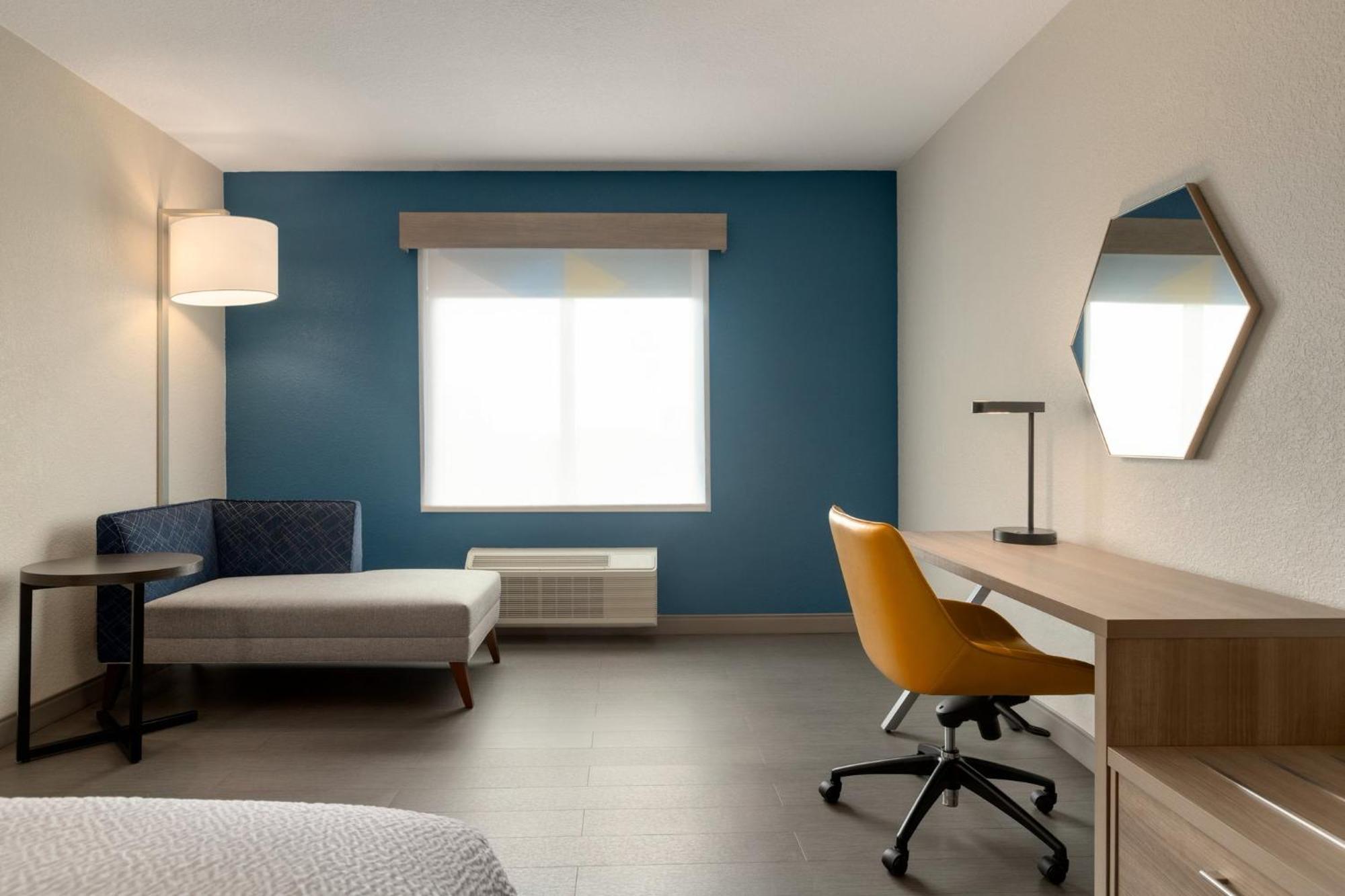 Express Lauderdale Airport South By Ihg Hotel Dania Beach