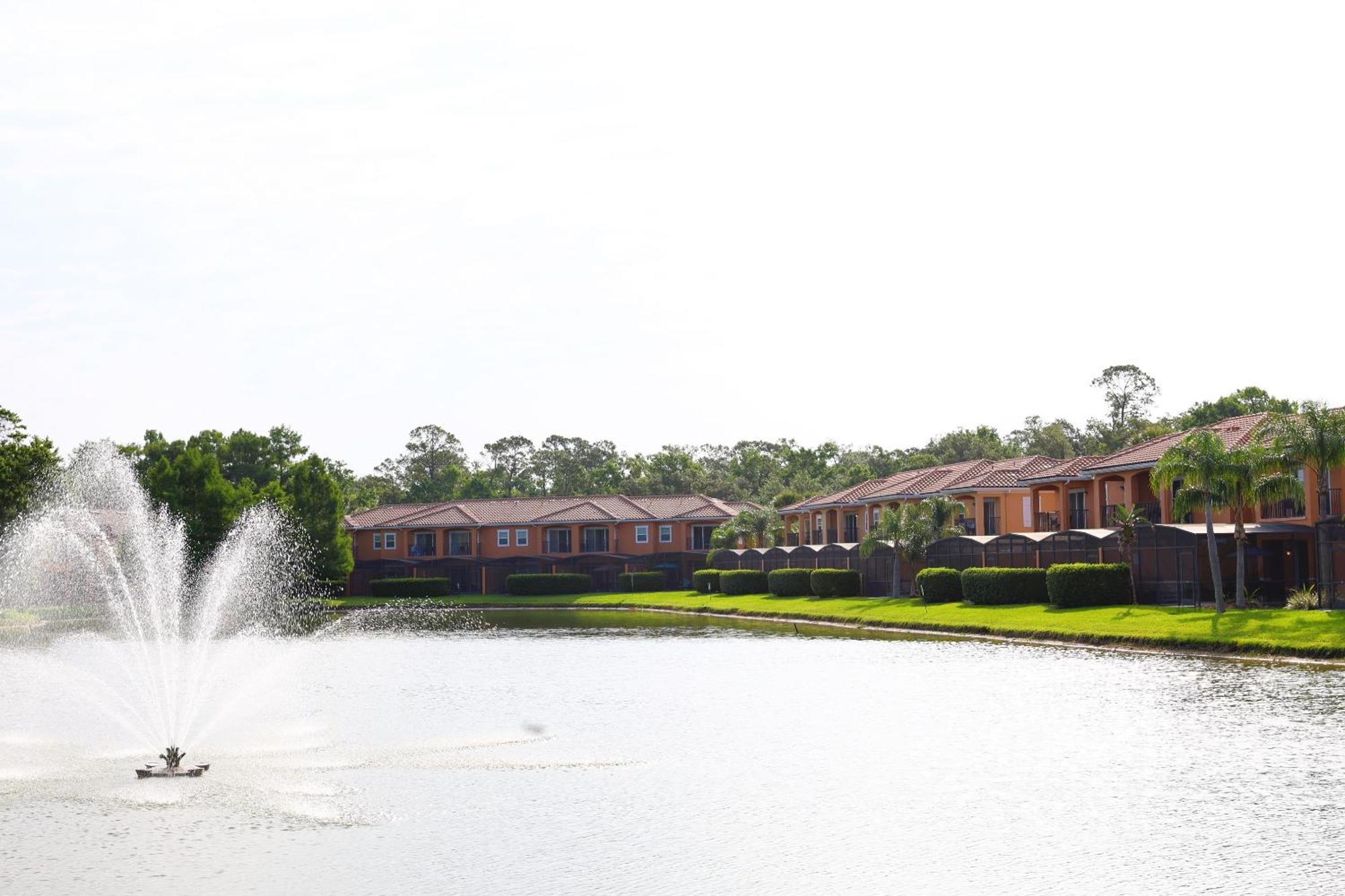 Regal Oaks Resort Vacation Townhomes By Idiliq - Free Private Hot Tub! 4* Kissimmee