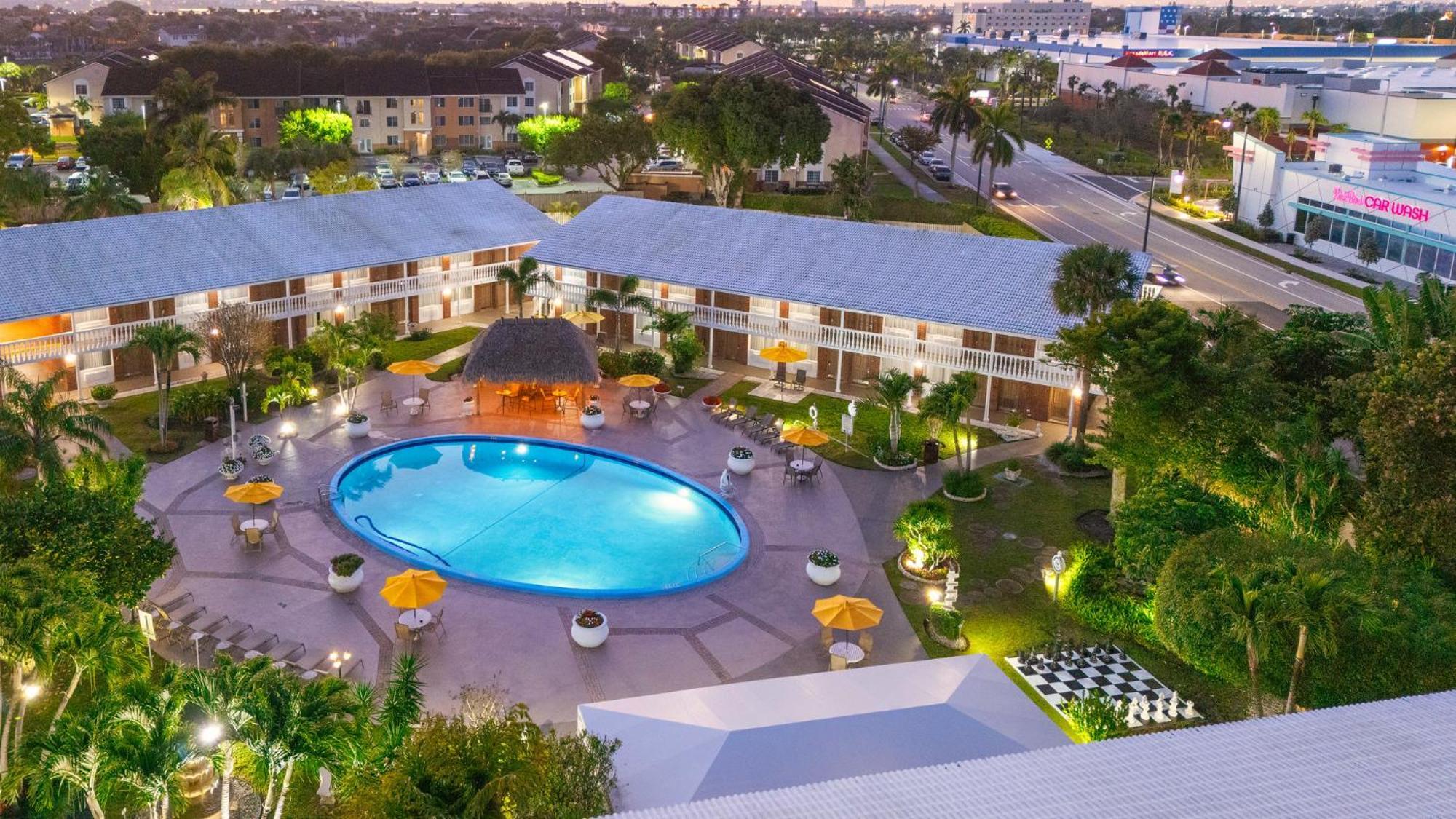 Hotel Western Palm Lakes