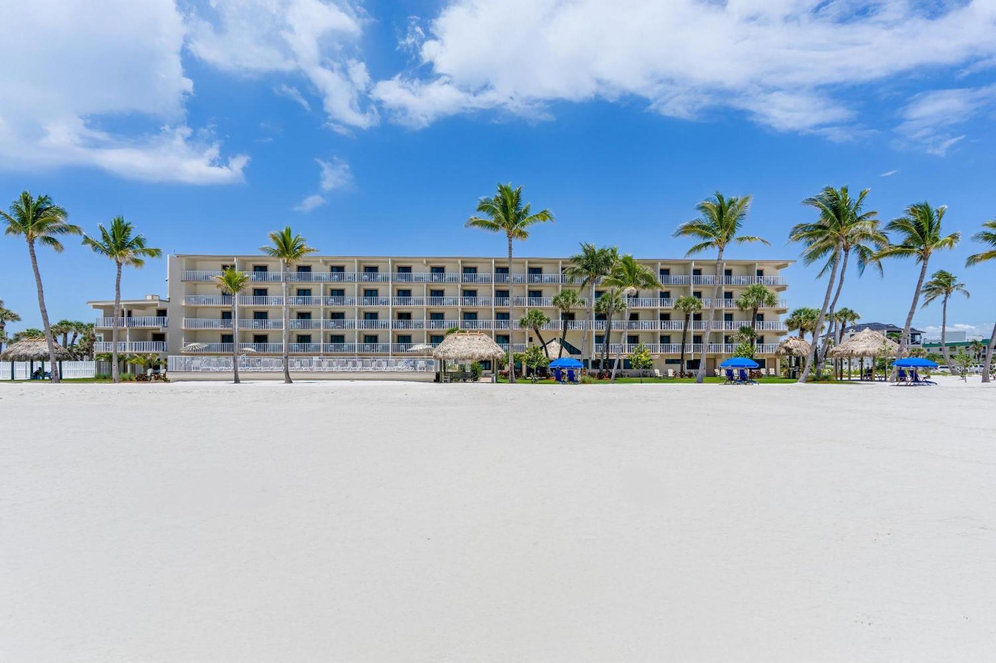 Resort Western Fort Myers Beach