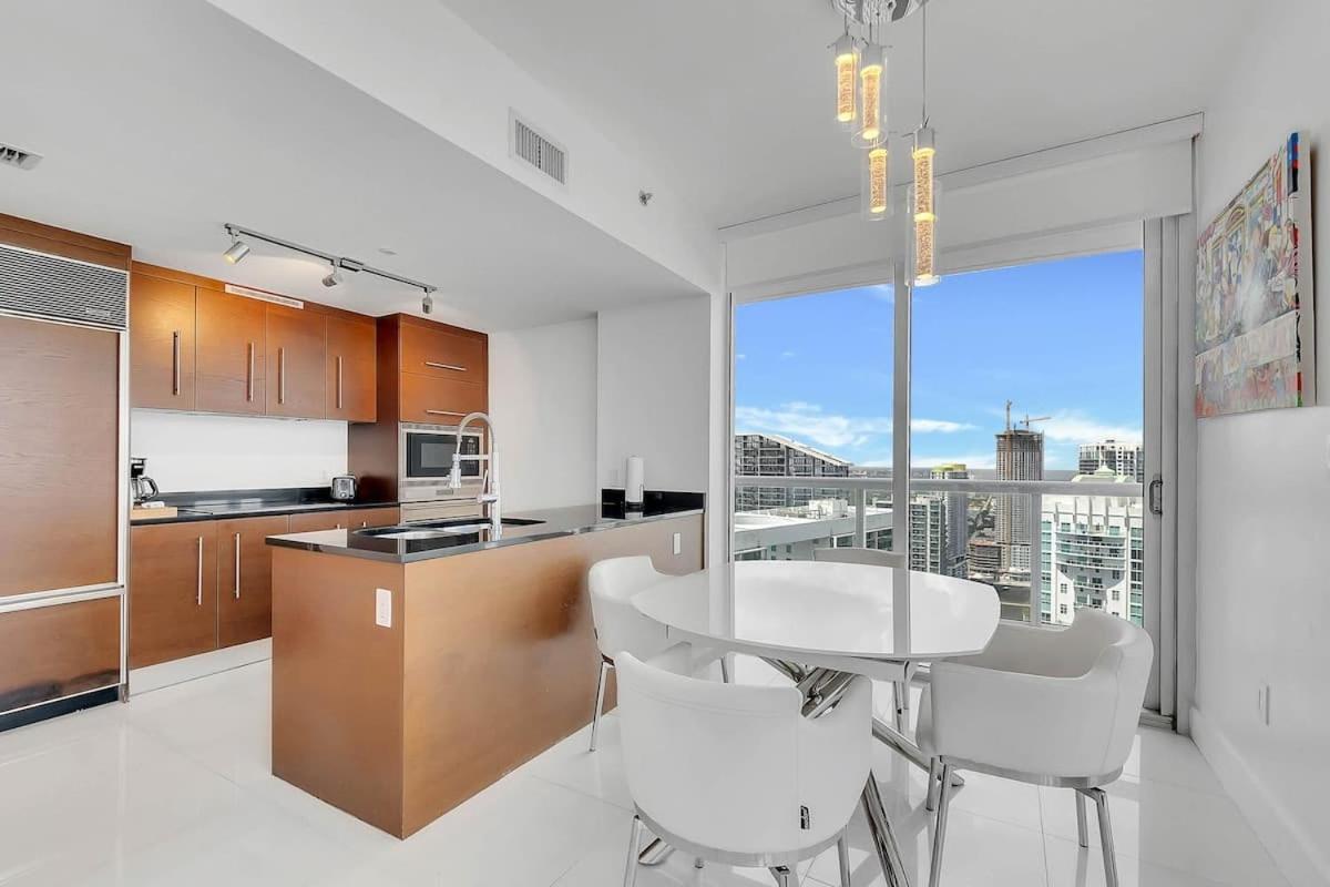Penthouse 2br Icon Whotel Brickell Apartment