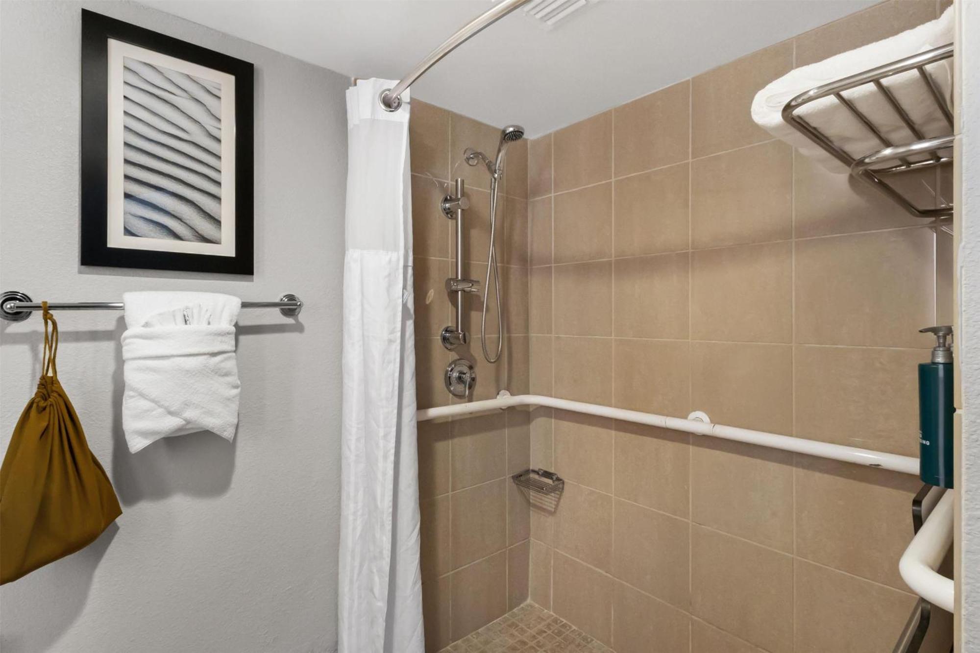 Doubletree By Hilton Palm Gardens