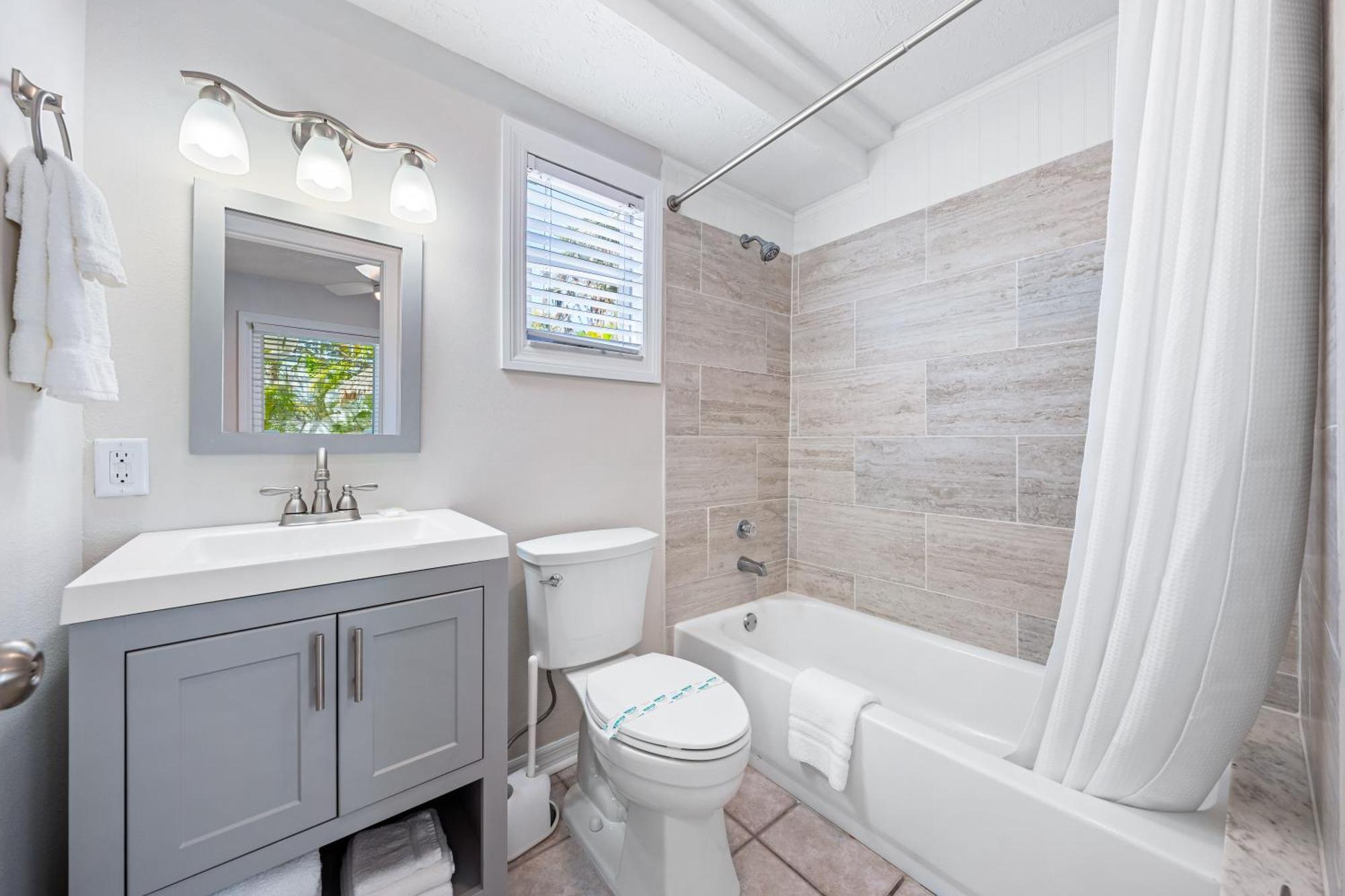 Villa Bianco Sands By Beachside Management Siesta Key