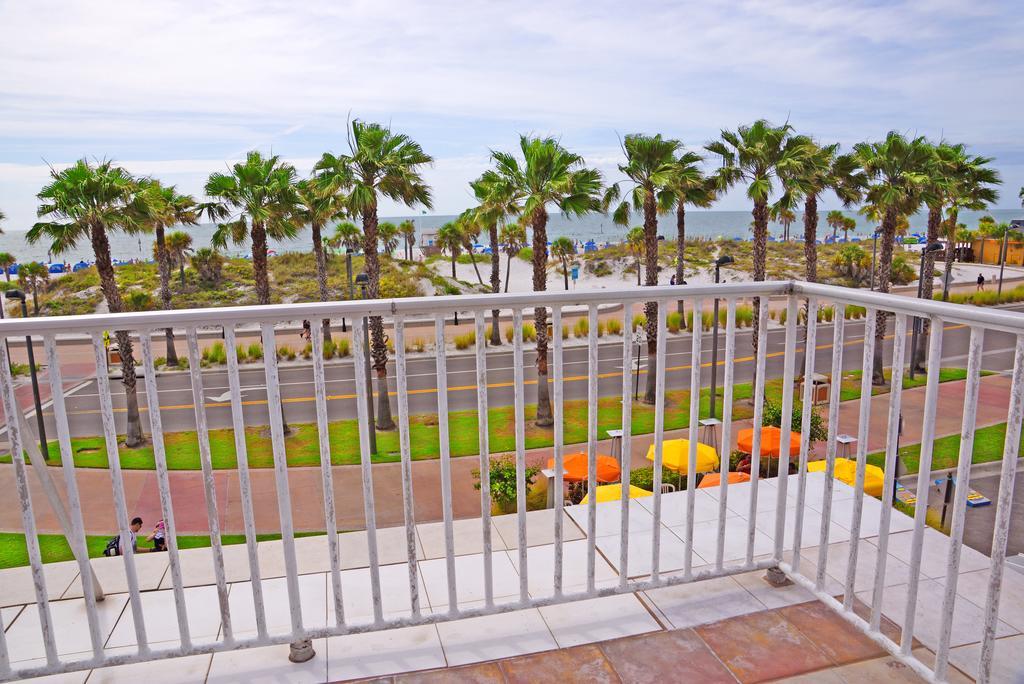 Beachwalk 2* Clearwater Beach