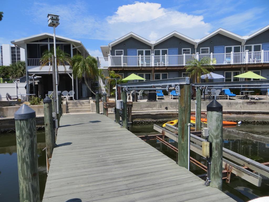 Hotel Dolphin