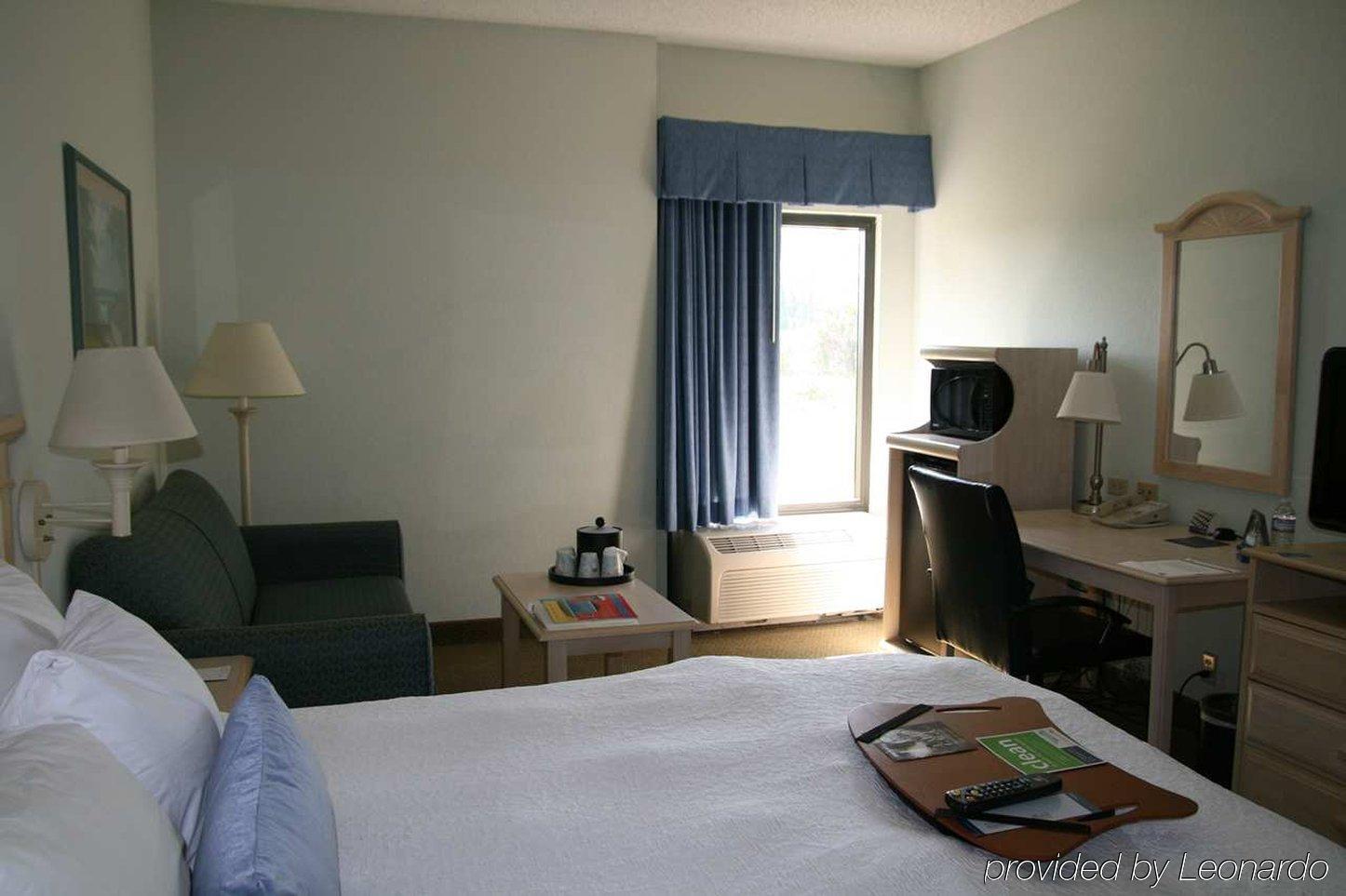 Hotel Hampton - I-75 3*