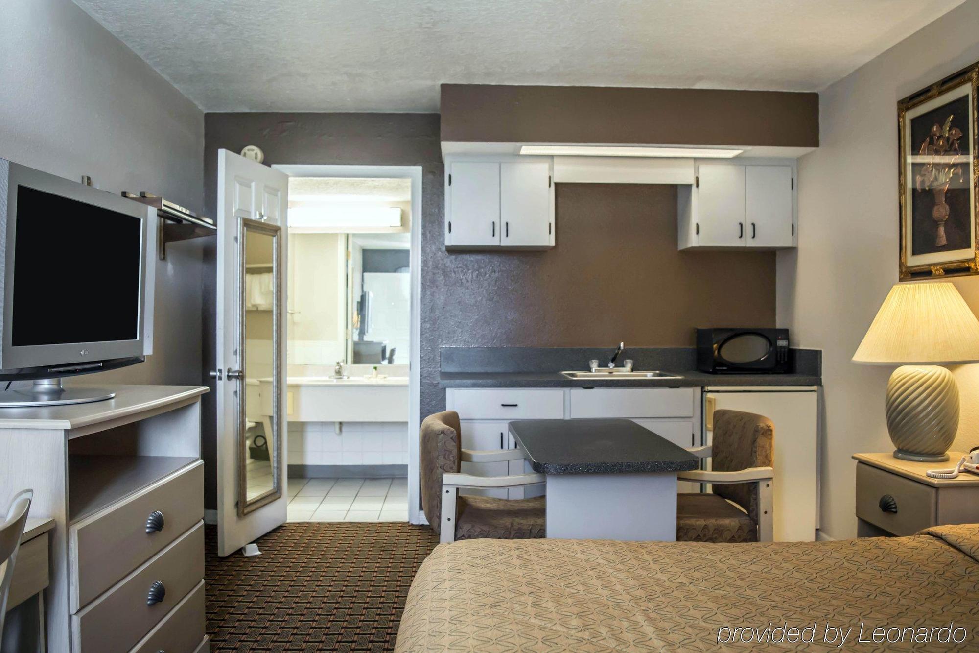 Rodeway Inn
