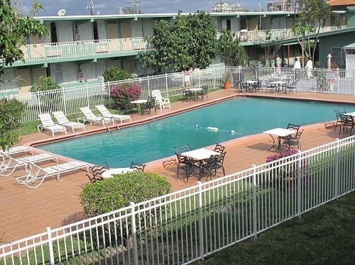 Inn Boca