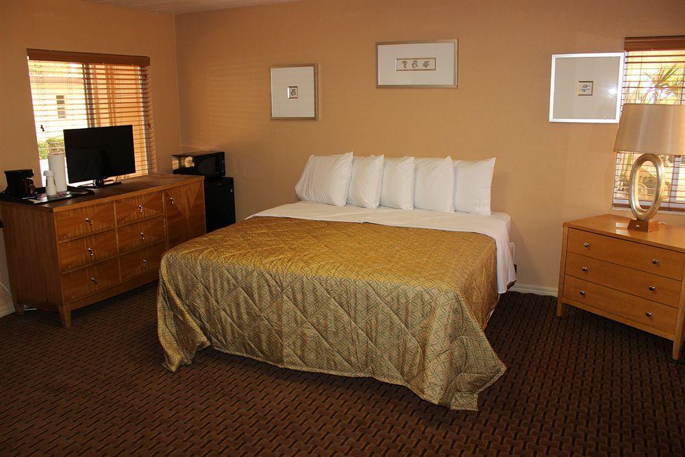 Ocean Club 2* Treasure Island