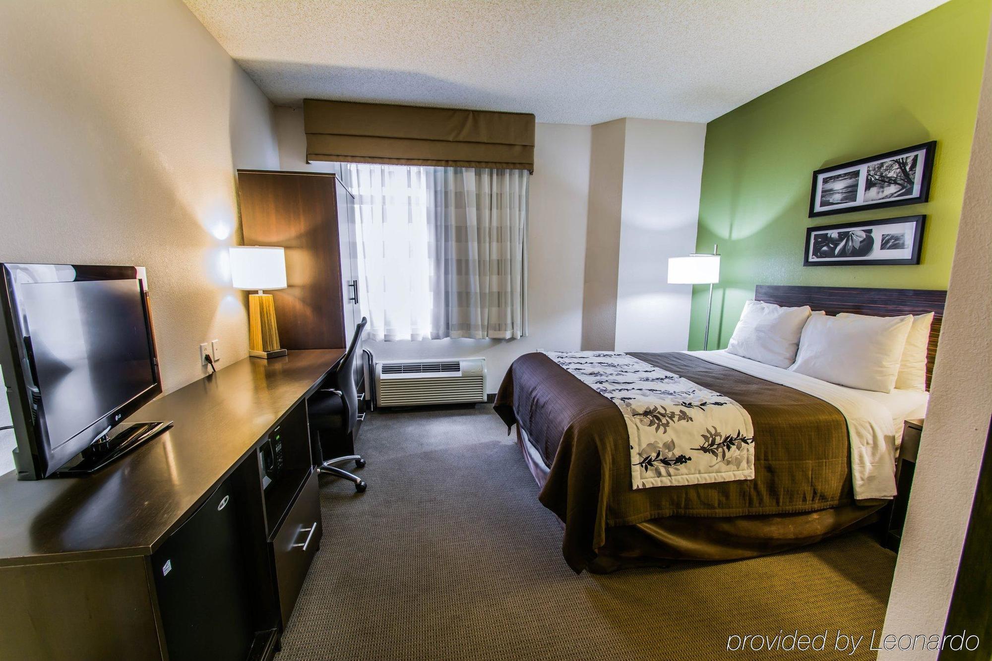 Sleep At Pga Village Inn