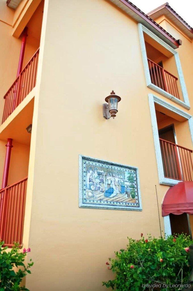 Hotel Royal Hutchinson Island 3*