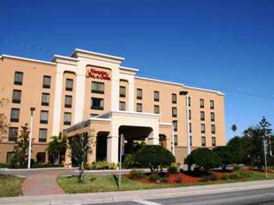 Hampton & Hotel 3*