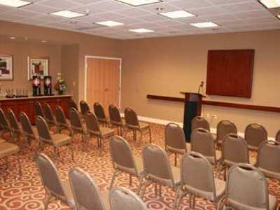 Hotel Hampton & Largo