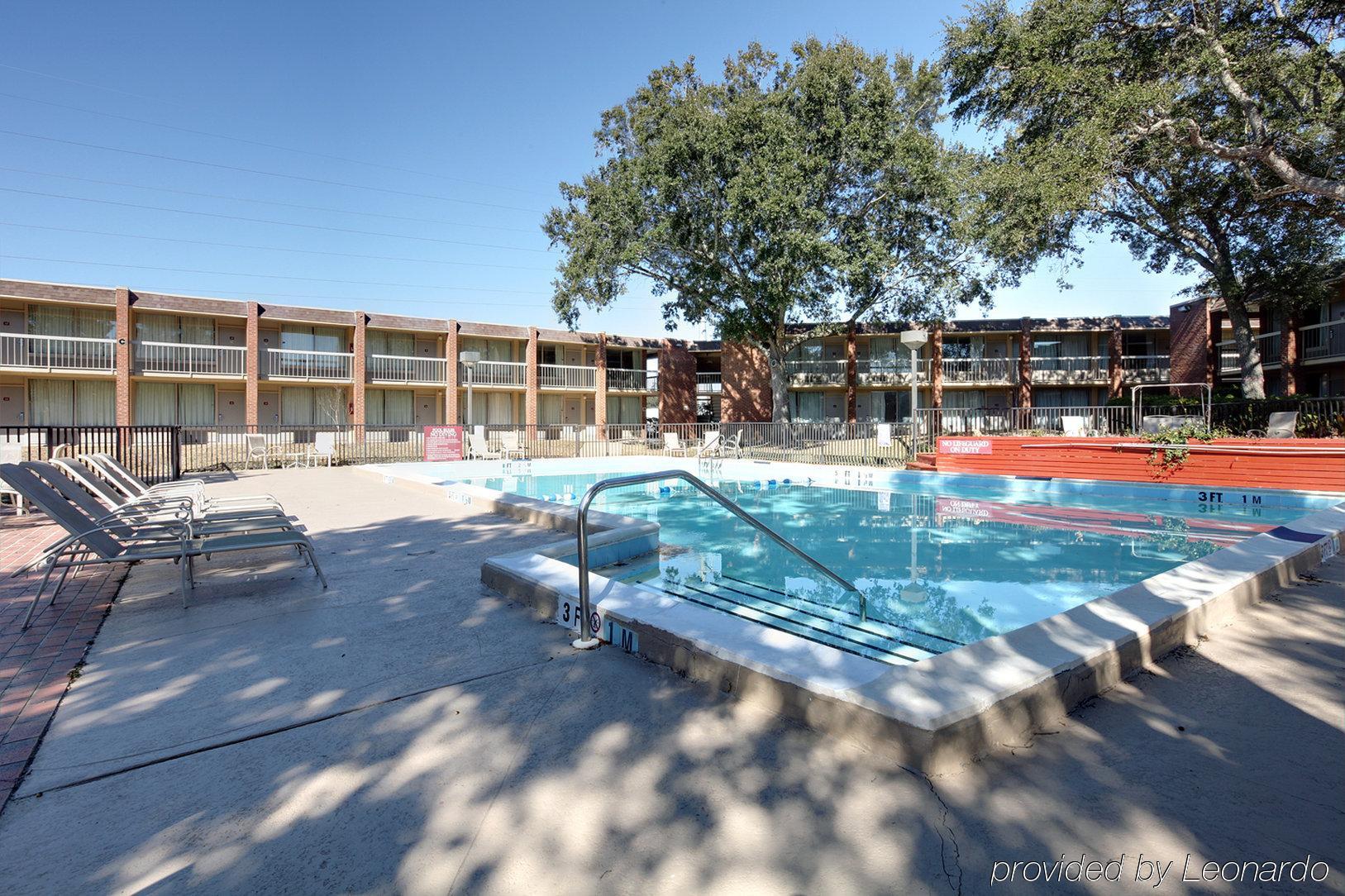 Motel Rest And Relax