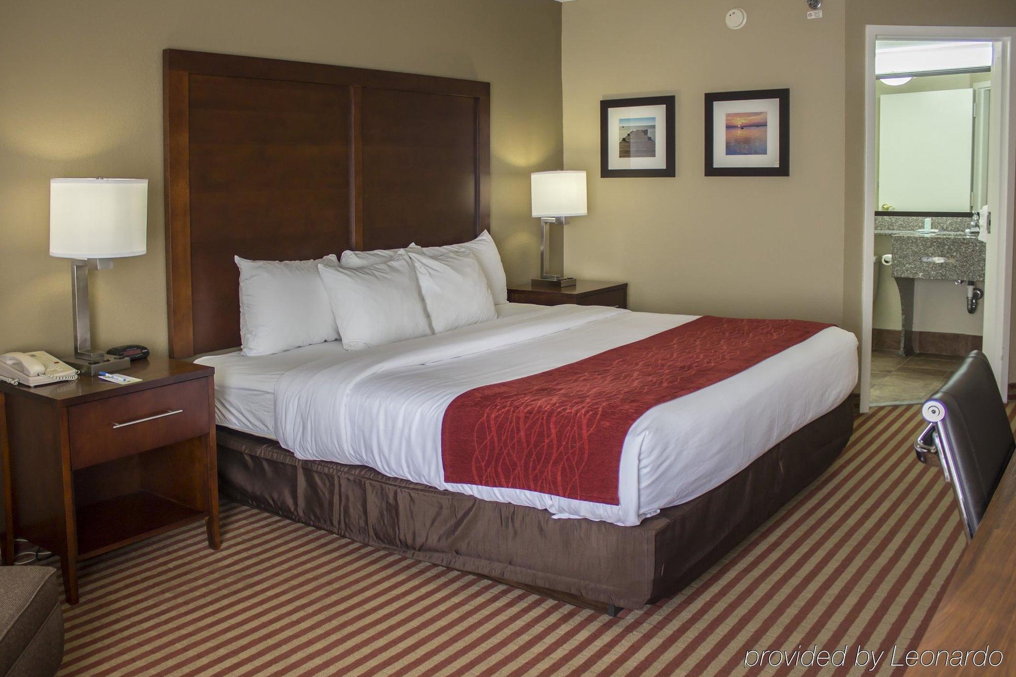 Comfort - Area Inn Pensacola