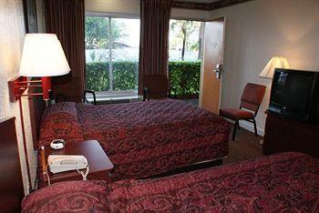Budgetel Pompano