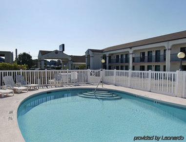 Motel Howard Johnson By Wyndham 2*