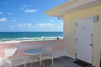 Inn Coral Tides 3*