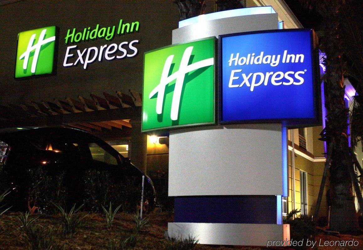 Hotel Express Jacksonville By Ihg 3*