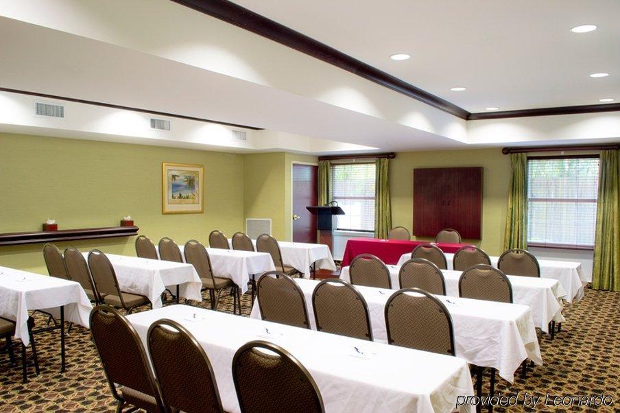 Hotel Express East By Ihg 3*