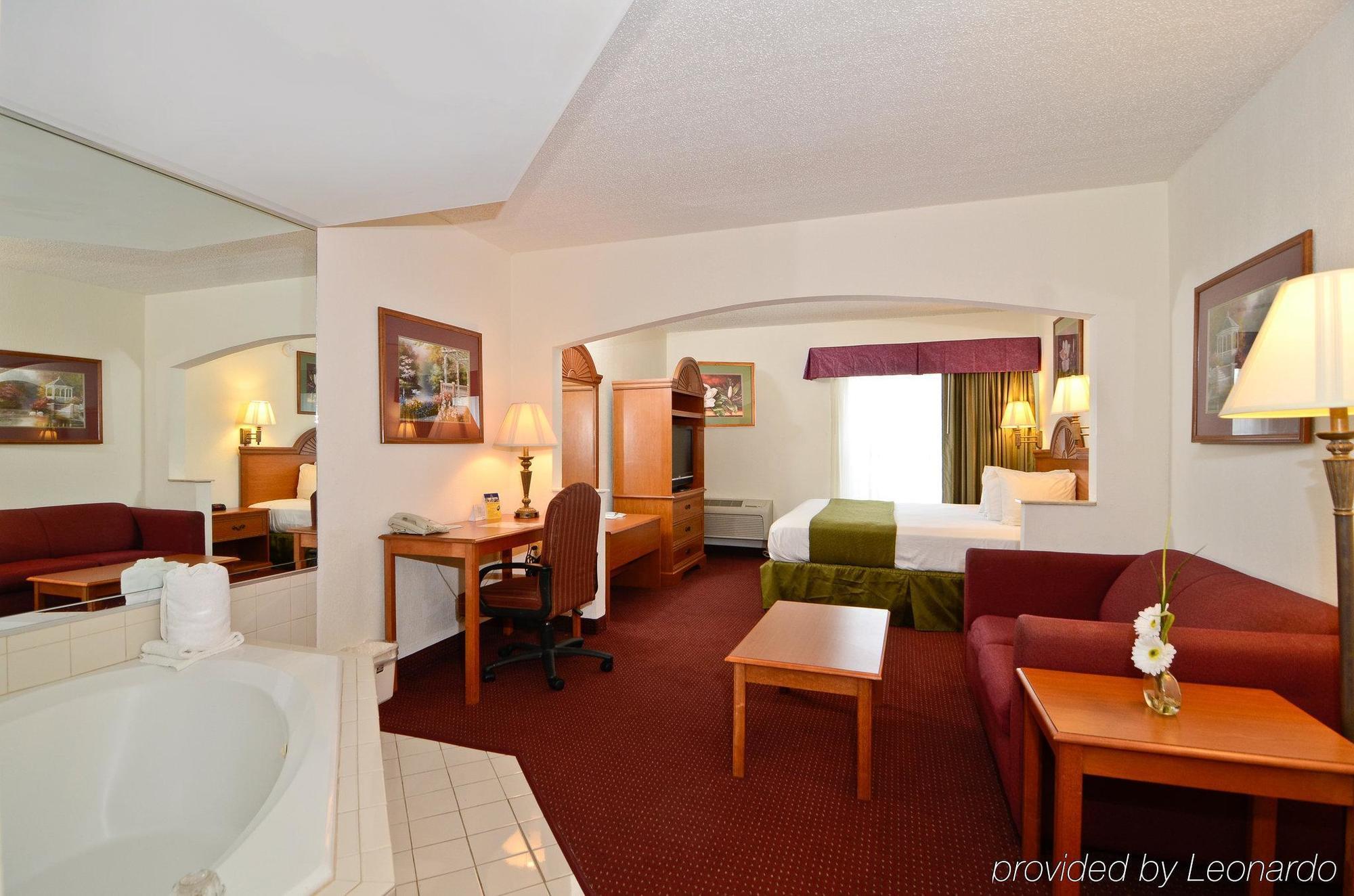 Days By Wyndham Hotel 3*