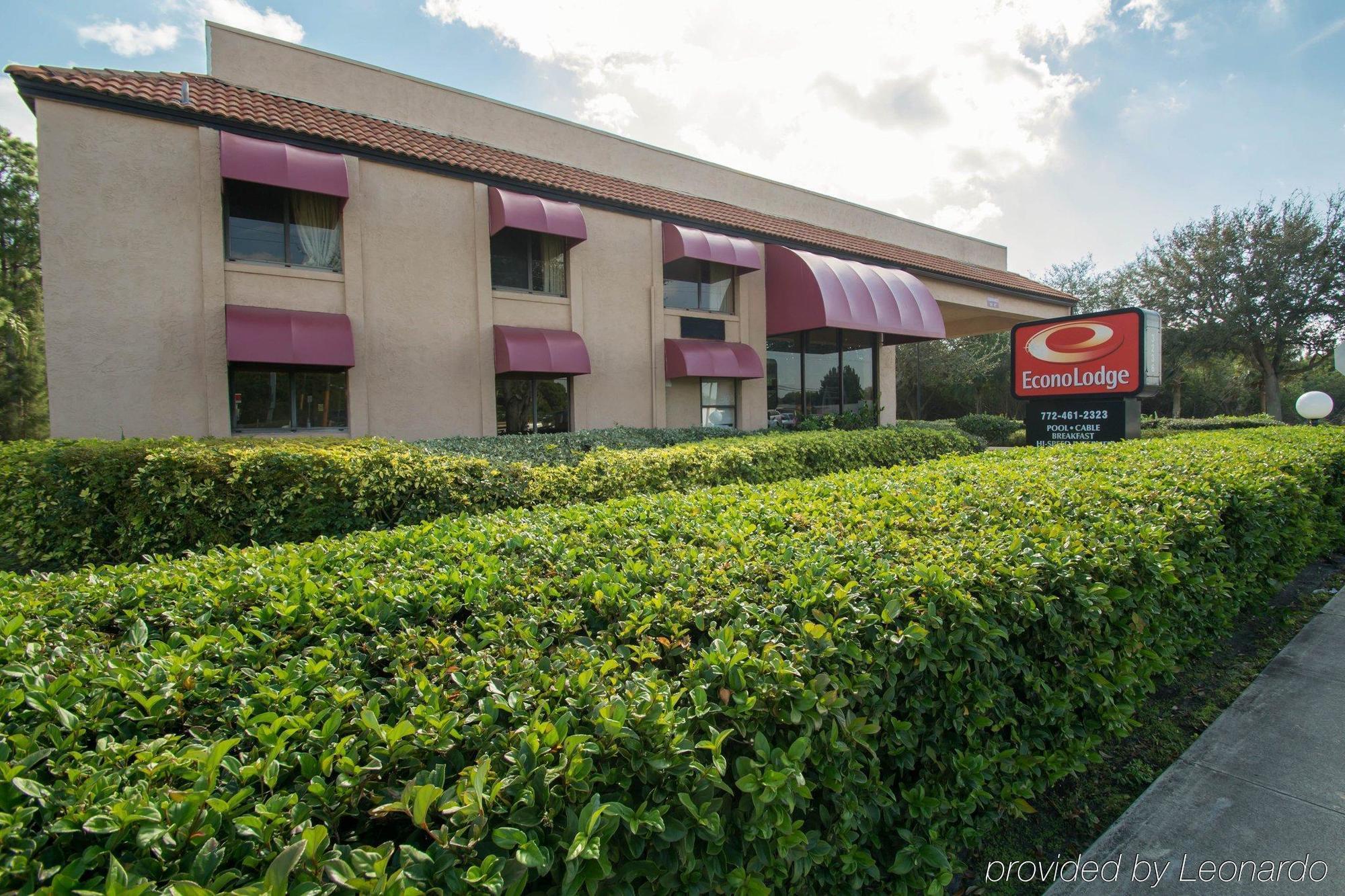 Motel Red Roof Ft Pierce 2*