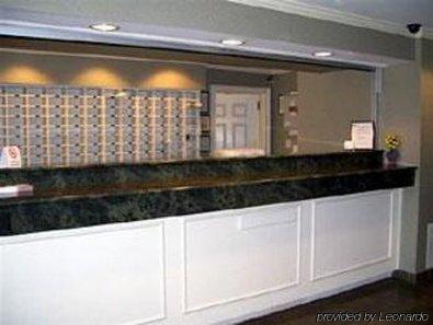 Suburban Myers Cape Coral Hotel