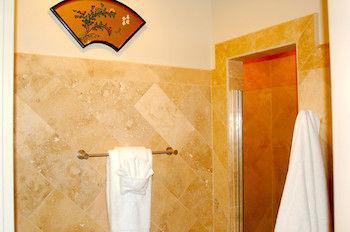 Pearl Of The Sea Luxury Bed & Breakfast 4*