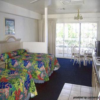 Lighthouse Resort: & 3* Fort Myers Beach