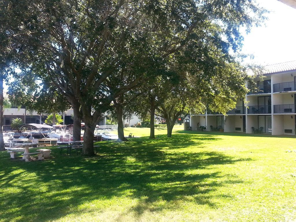 Hotel Vista Tarpon