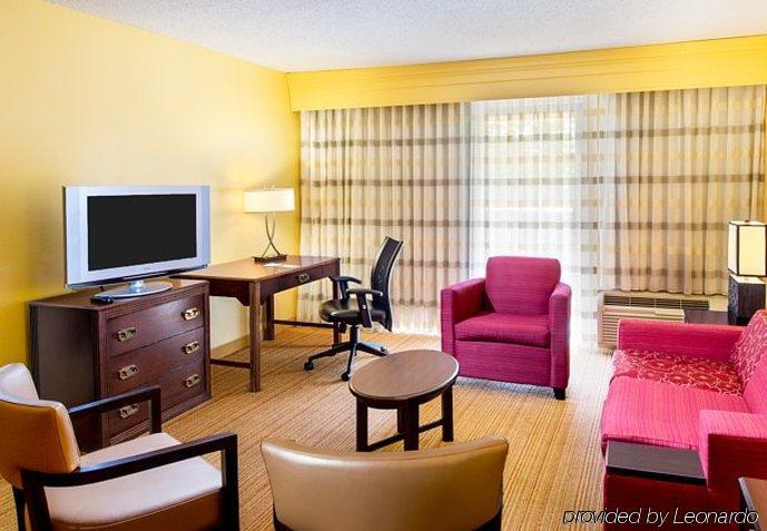 Hotel Courtyard By Marriott Pensacola