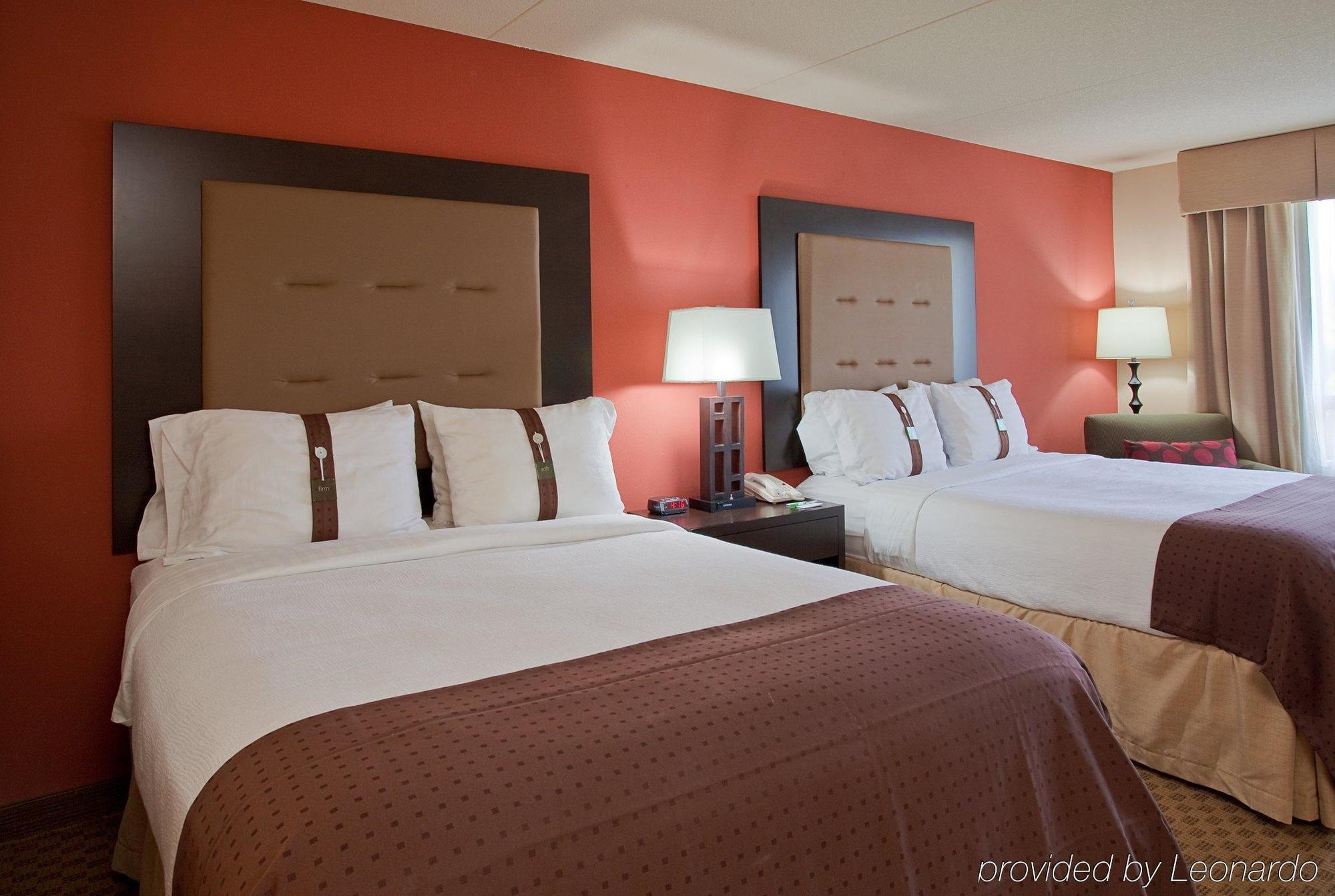 - Area By Ihg