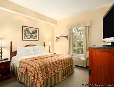 Baymont By Wyndham Jacksonville/butler Blvd 2*