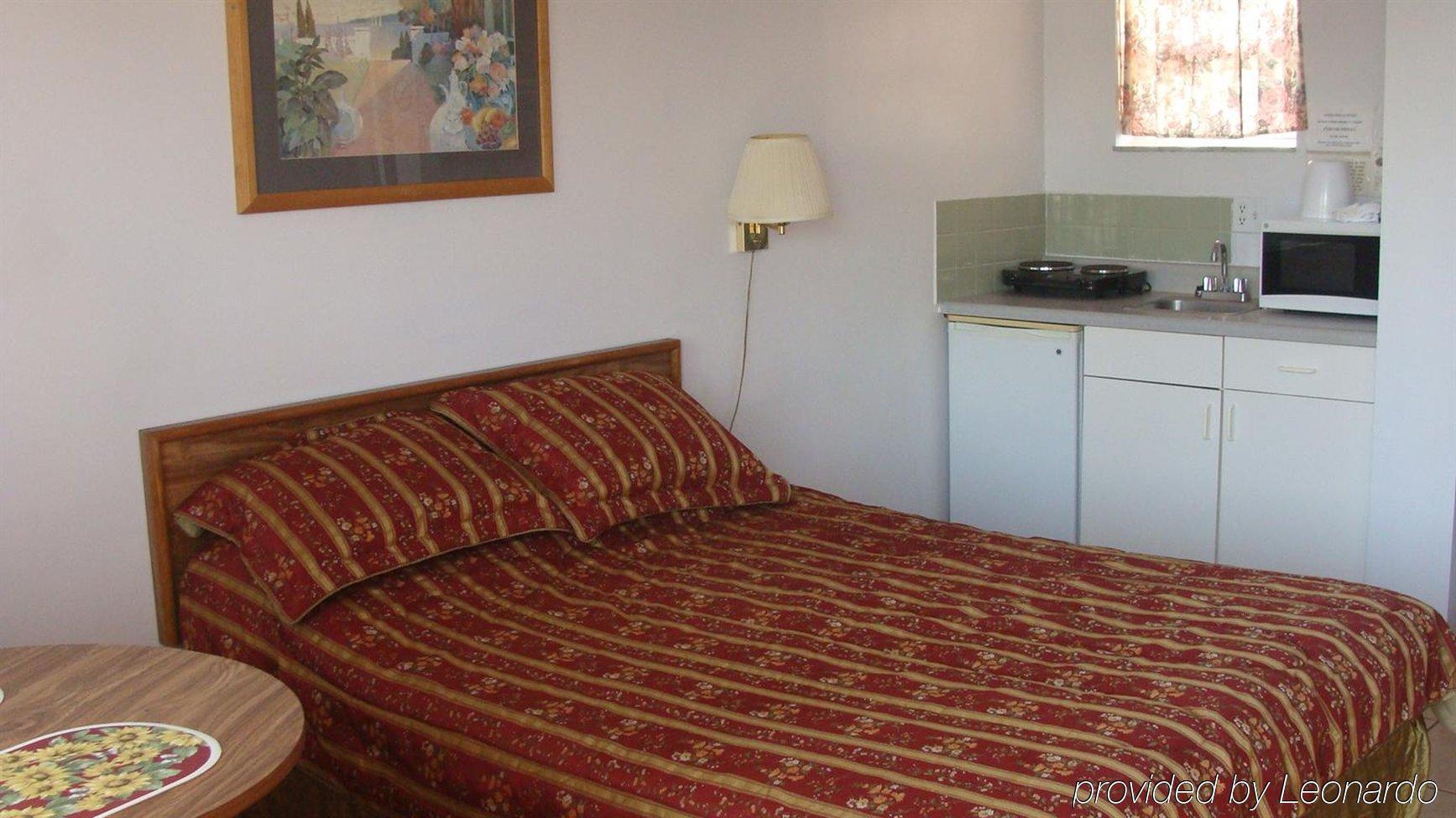 Beachwalk Motel