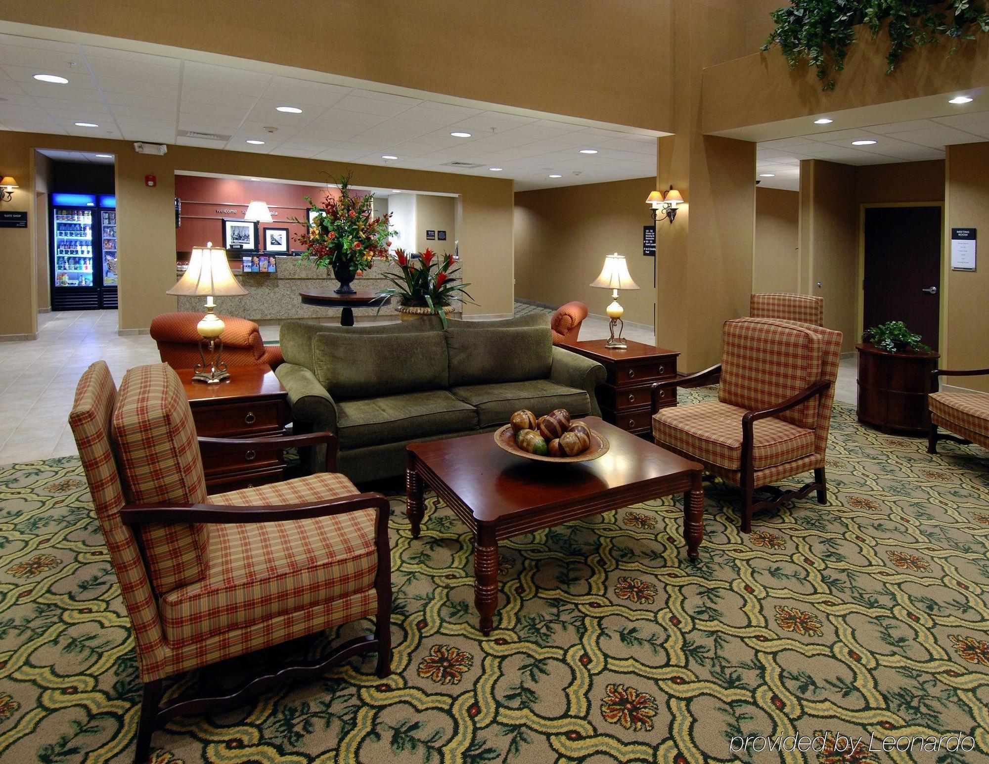 Hampton & I-10 N At Town Plaza Hotel
