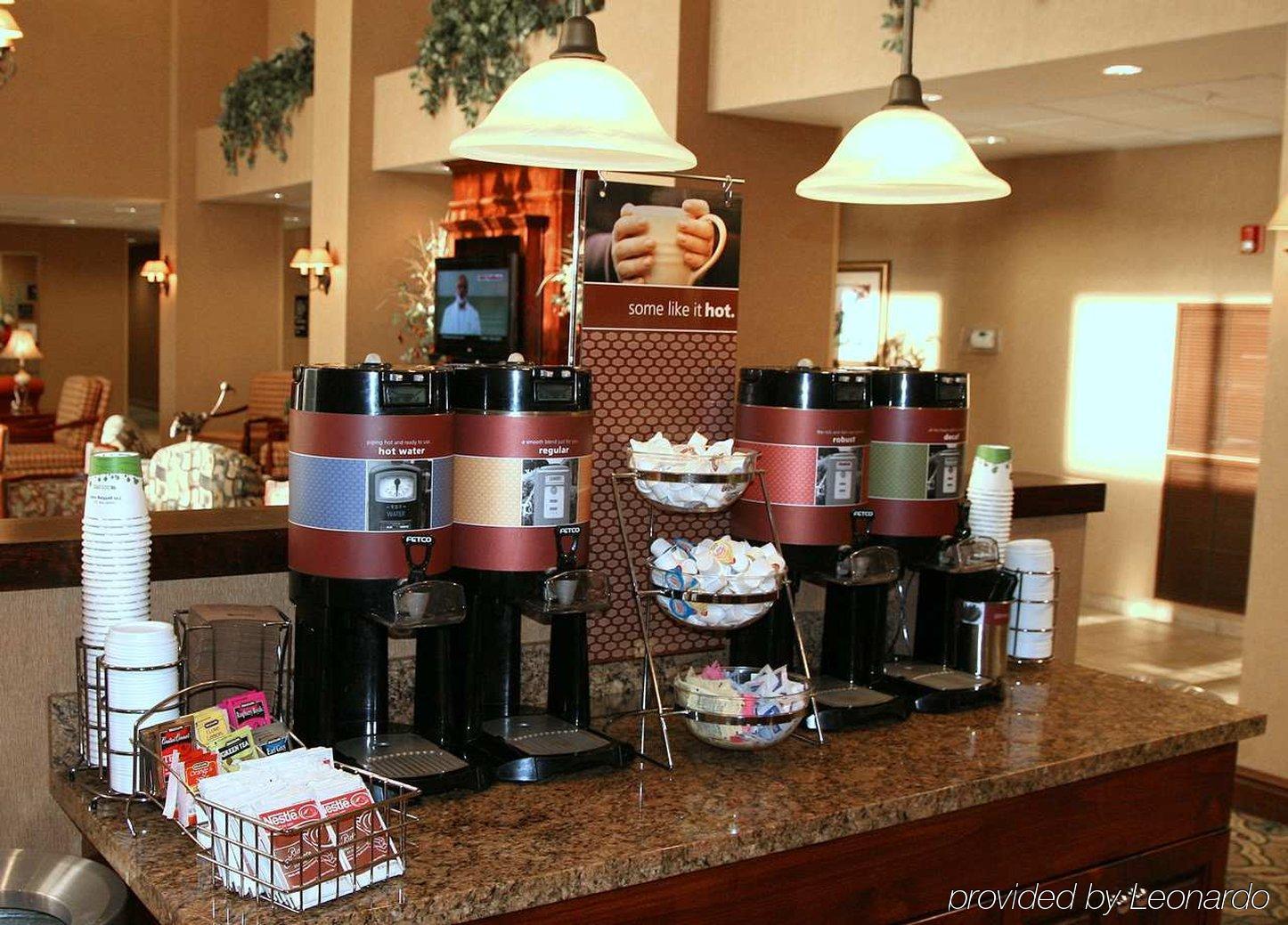 Hampton & I-10 N At Town Plaza 3* Pensacola