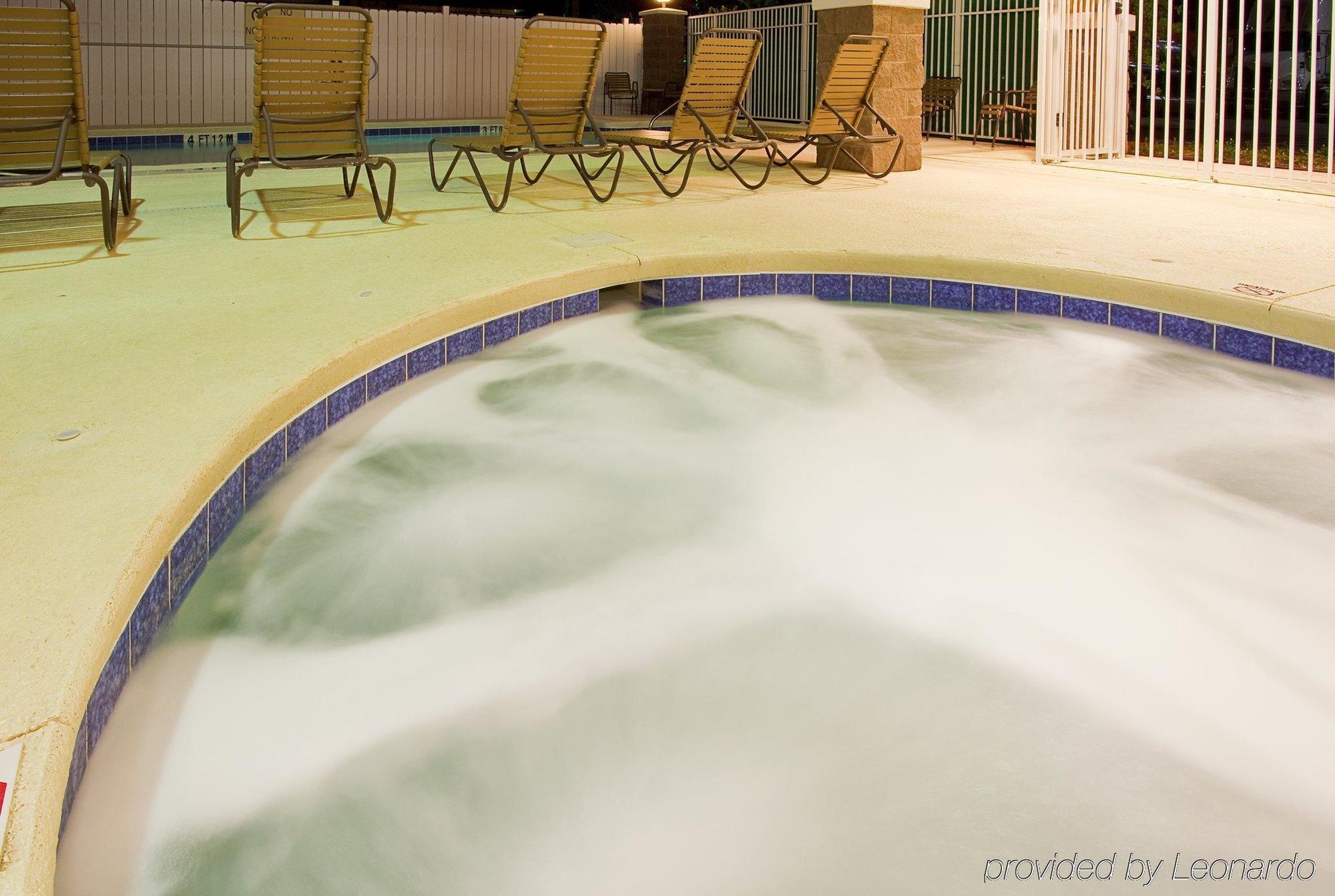 - Area By Ihg 3*