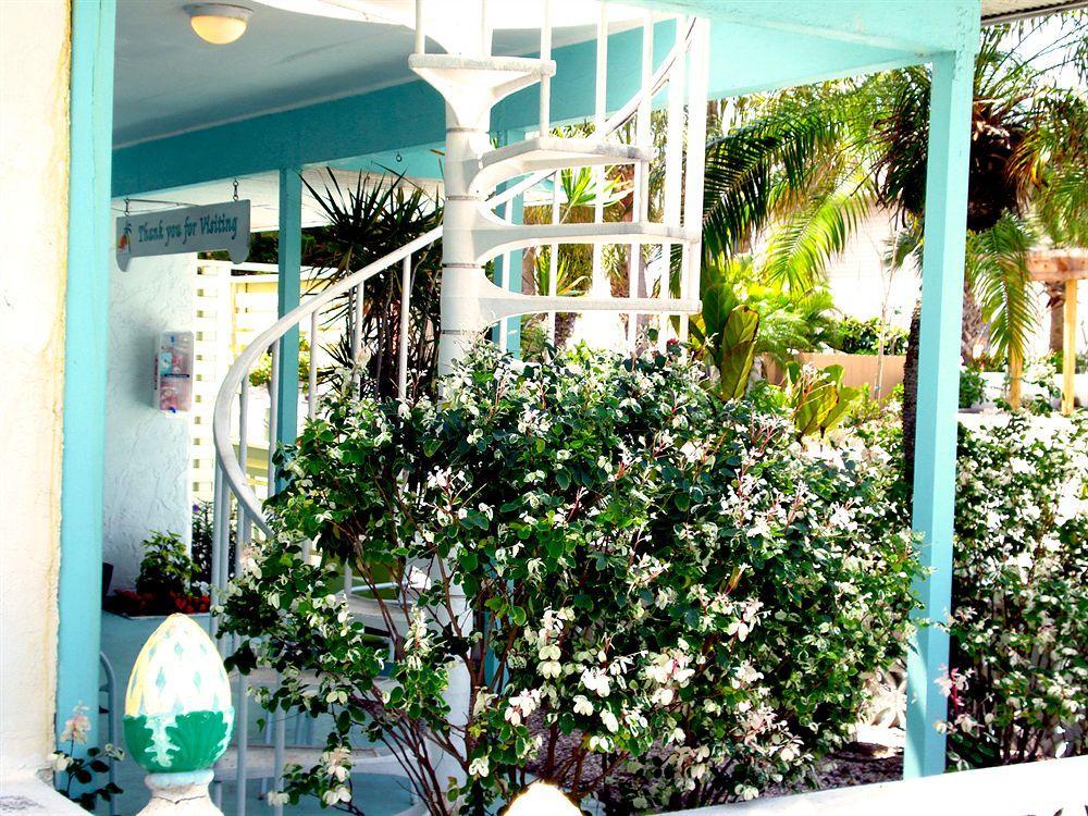 A Place To Be Beach 3*