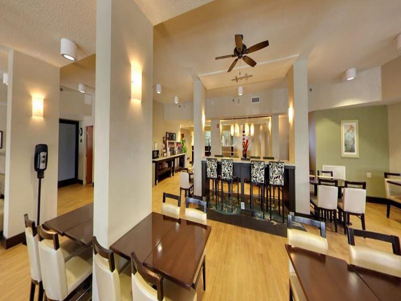 Hampton Inn Orlando International Drive Convention Center