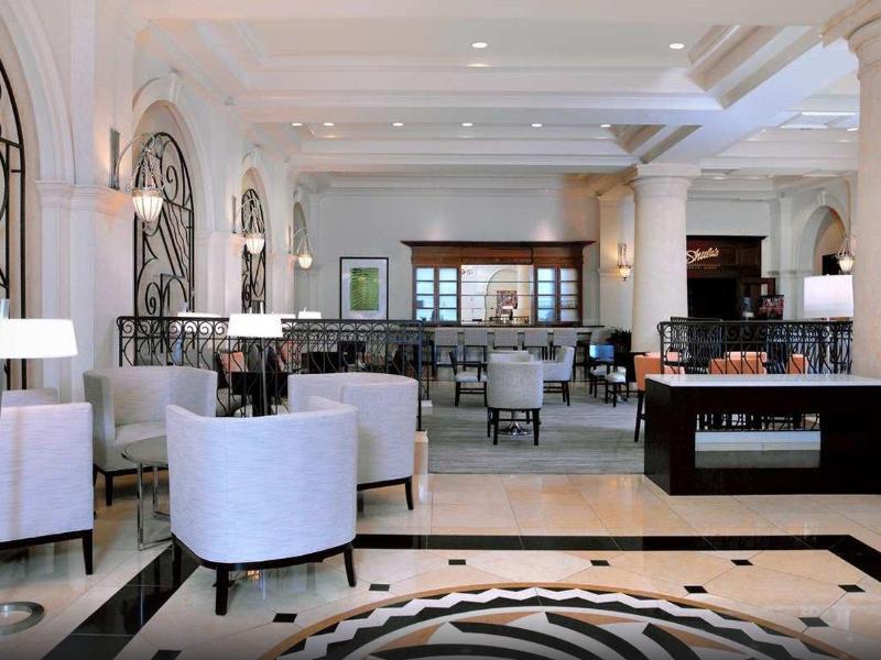 Hilton Naples