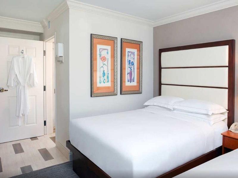 Hilton Hotel Naples